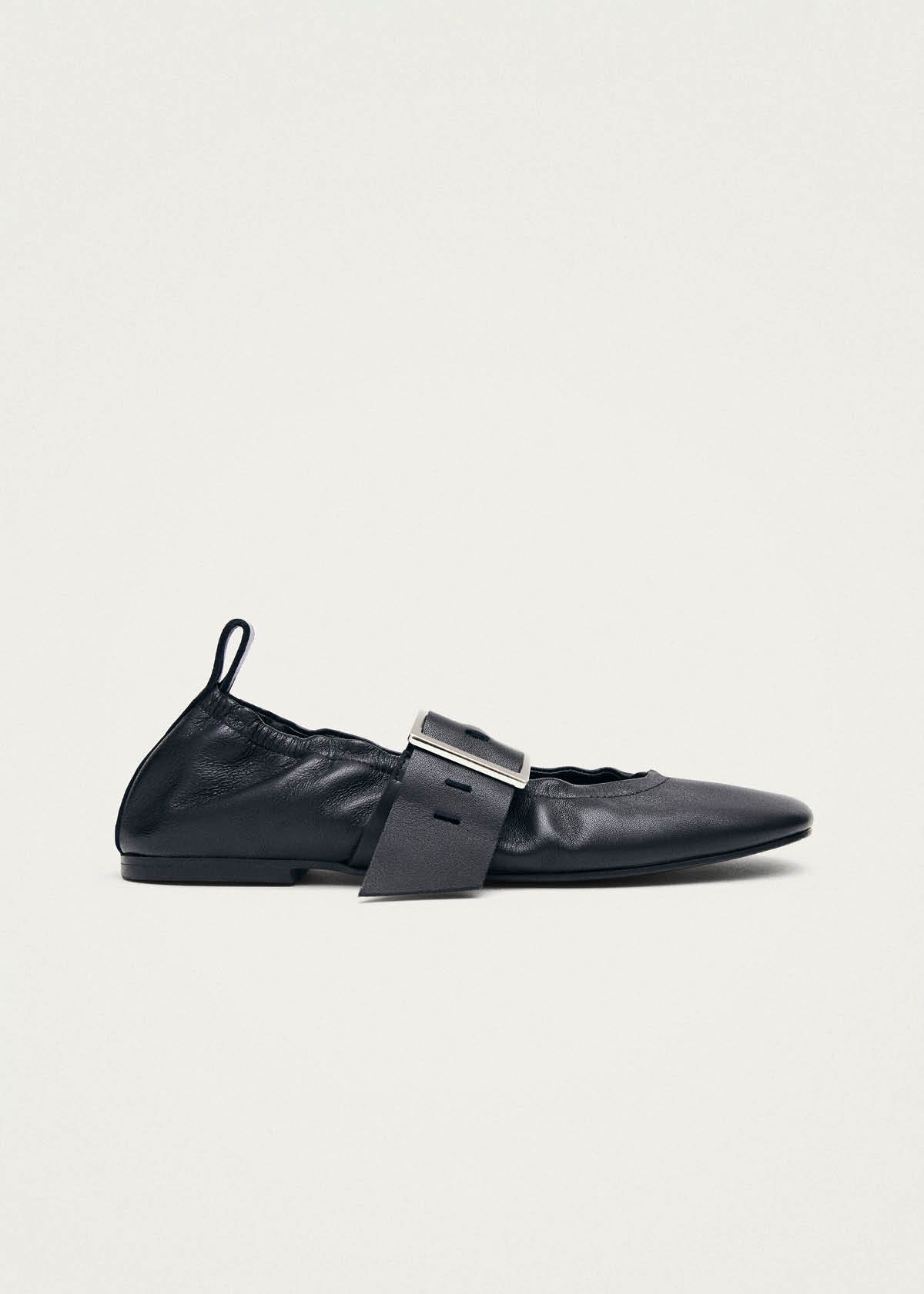 Sarea Black Leather Ballet Flats