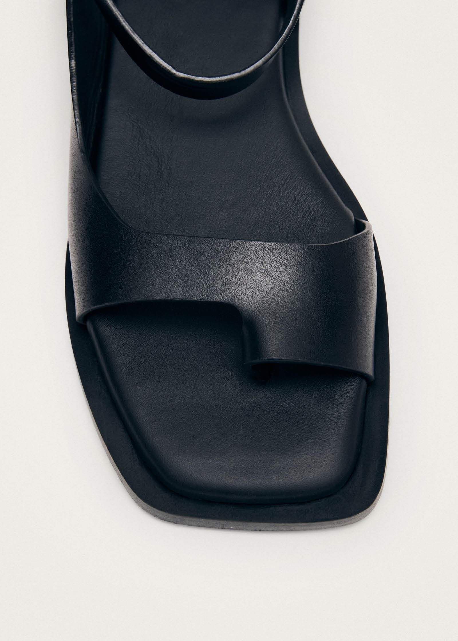 Tebas Black Leather Sandals