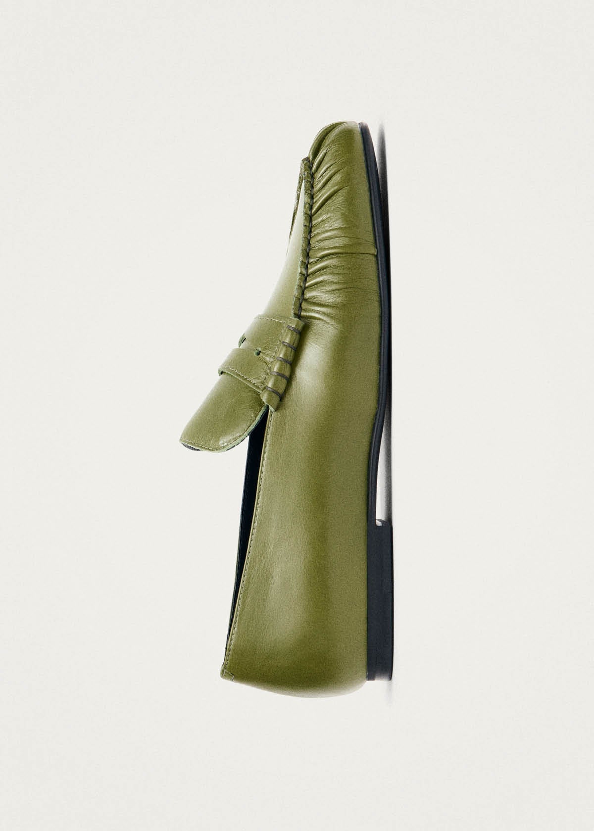 Aven Rift Green Leather Loafers