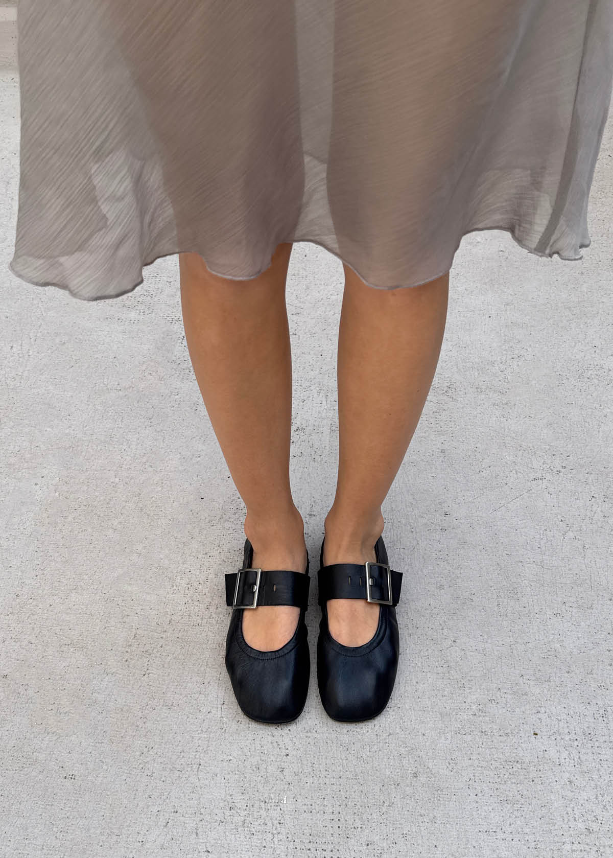 Sarea Black Leather Ballet Flats