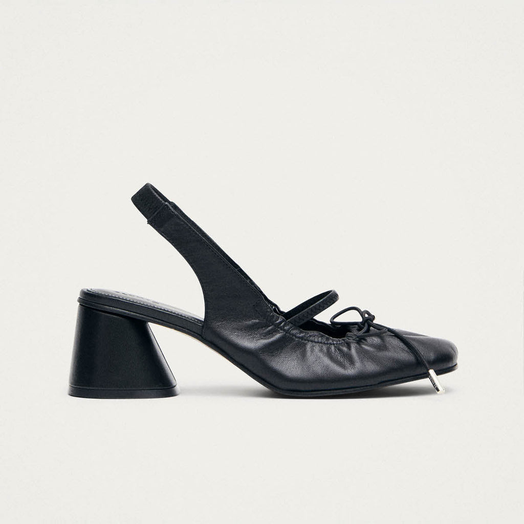 Marly Black Leather Pumps