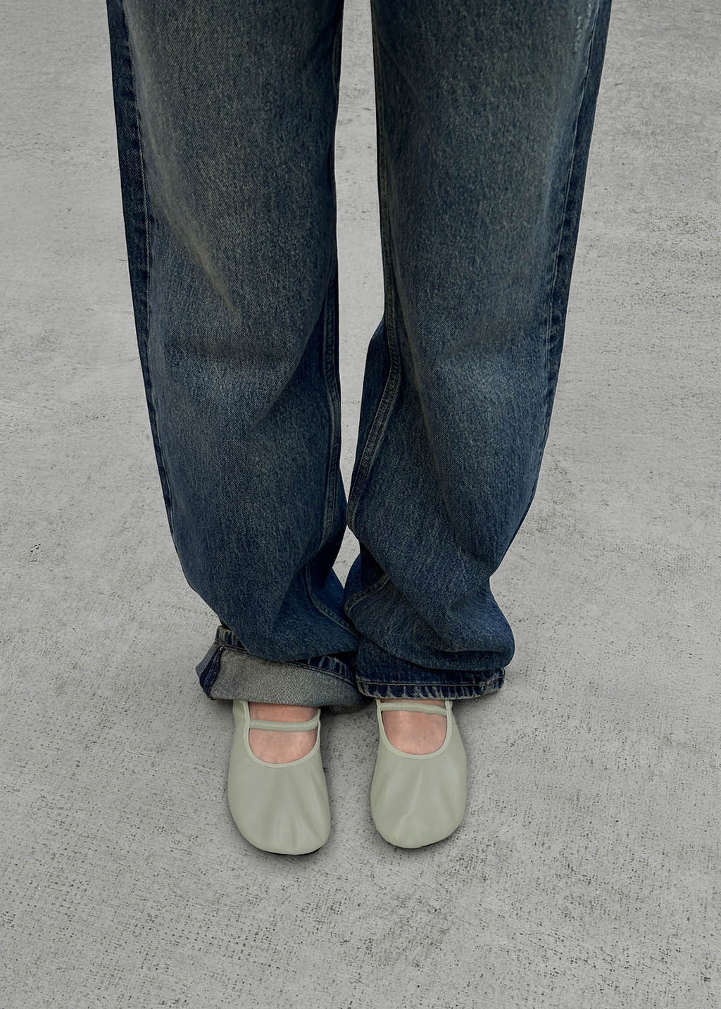 Naira Barefoot Green Leather Ballet Flats