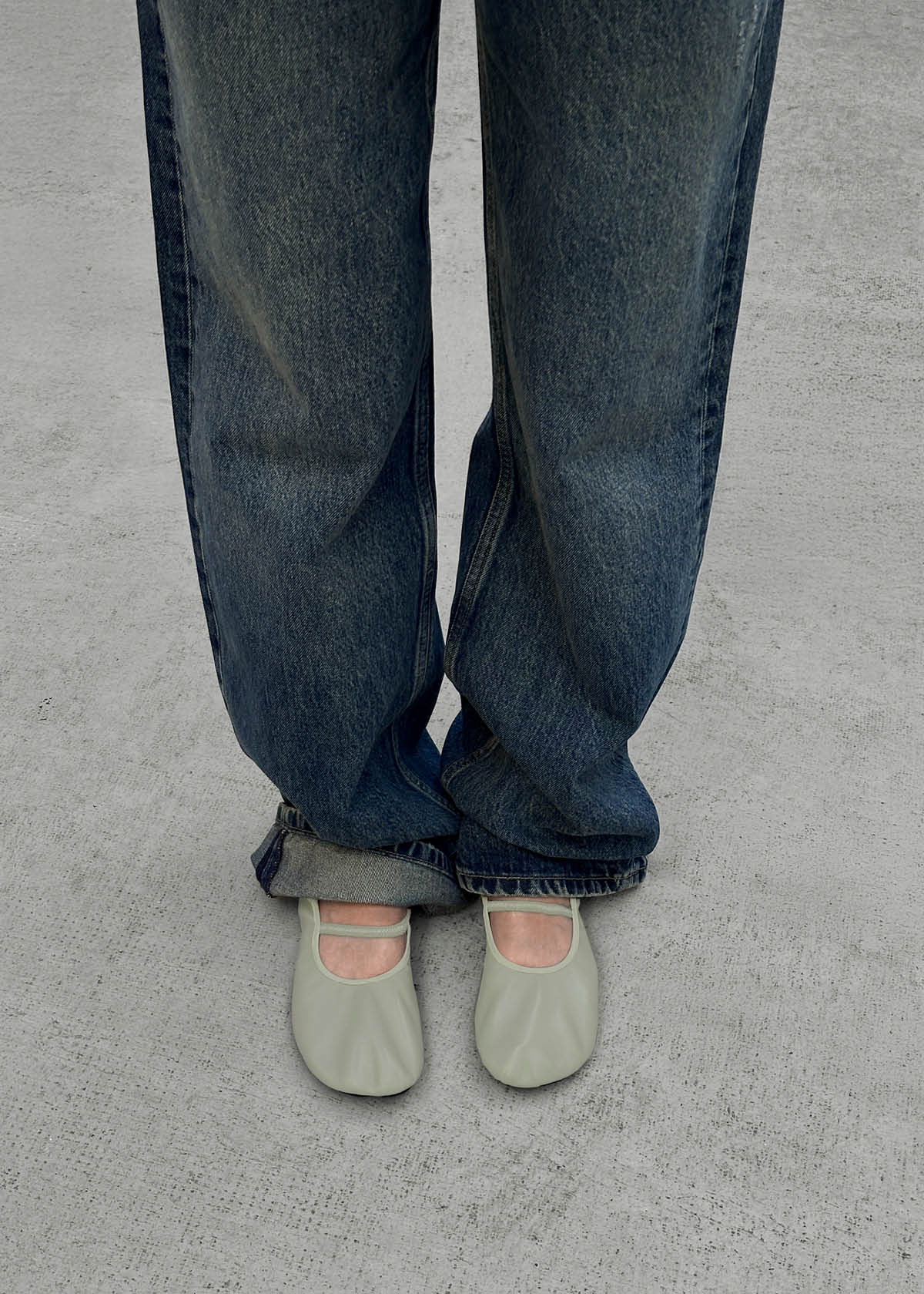 Naira Barefoot Green Leather Ballet Flats