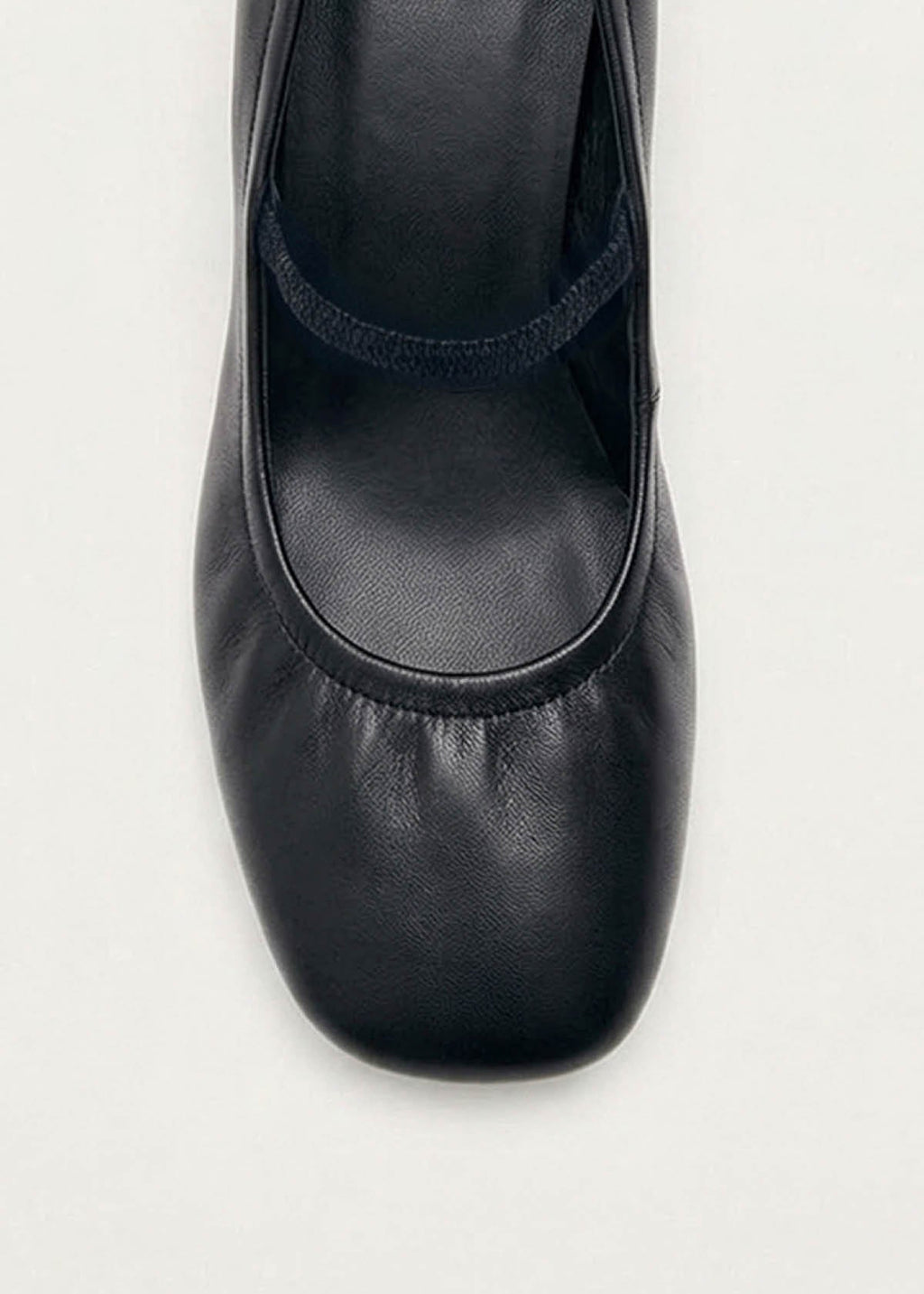Rhiane Black Leather Pumps